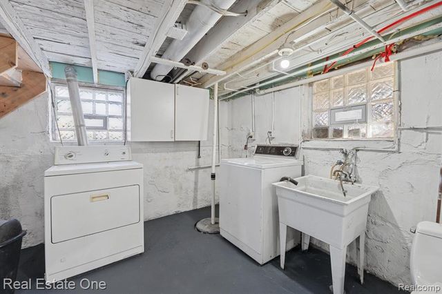 159 Dwight Street, River Rouge, MI 48218
