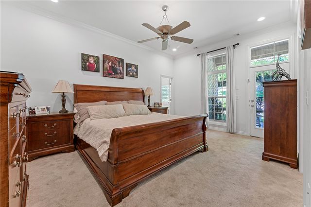 2529 N Candlewood Drive, Fayetteville, AR 72703