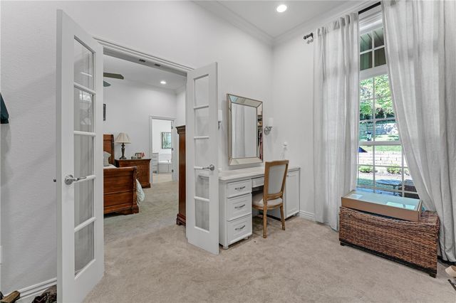 2529 N Candlewood Drive, Fayetteville, AR 72703