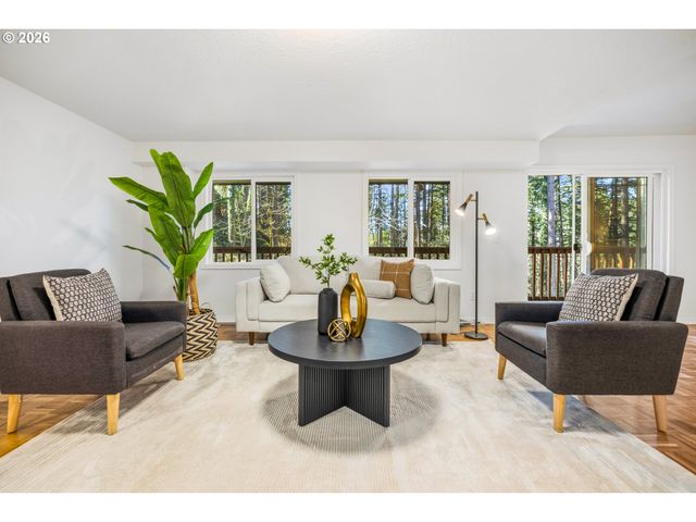 4937 Sw HUMPHREY PARK Rd, Portland, OR 97221