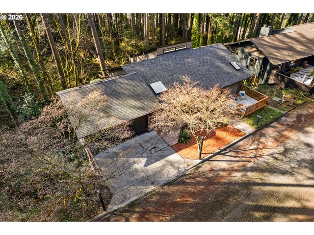 4937 Sw HUMPHREY PARK Rd, Portland, OR 97221