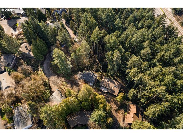 4937 Sw HUMPHREY PARK Rd, Portland, OR 97221