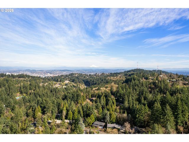 4937 Sw HUMPHREY PARK Rd, Portland, OR 97221