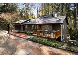 4937 Sw HUMPHREY PARK Rd, Portland, OR 97221