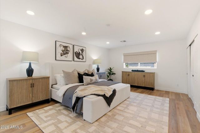 5924 E NORTH Lane, Paradise Valley, AZ 85253