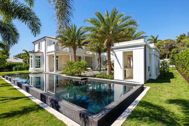301 Plantation Road, Palm Beach, FL 33480