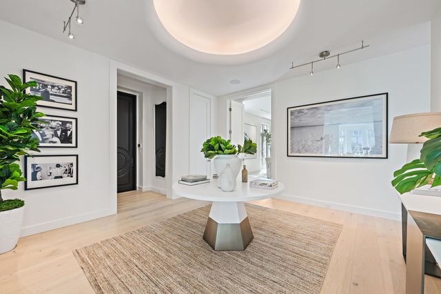 301 Plantation Road, Palm Beach, FL 33480