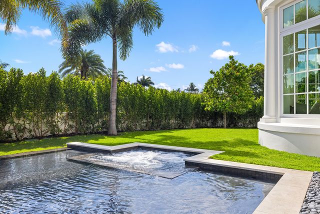 301 Plantation Road, Palm Beach, FL 33480