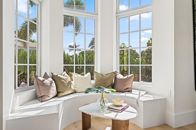 301 Plantation Road, Palm Beach, FL 33480