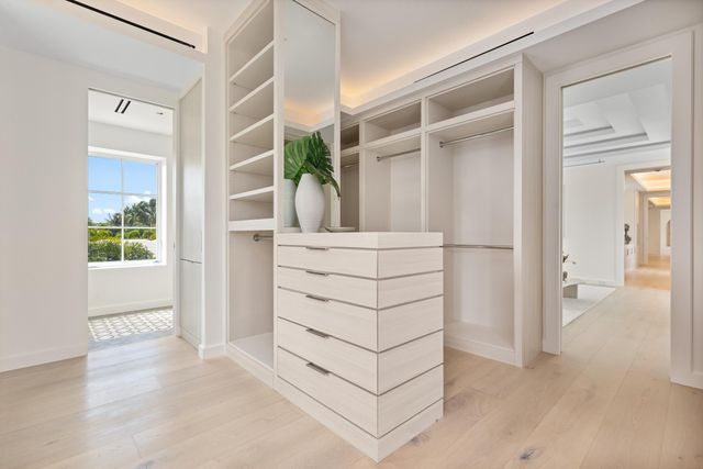 301 Plantation Road, Palm Beach, FL 33480