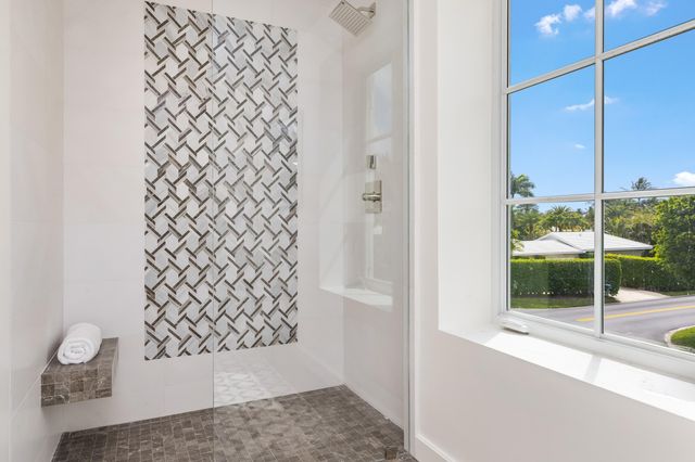 301 Plantation Road, Palm Beach, FL 33480