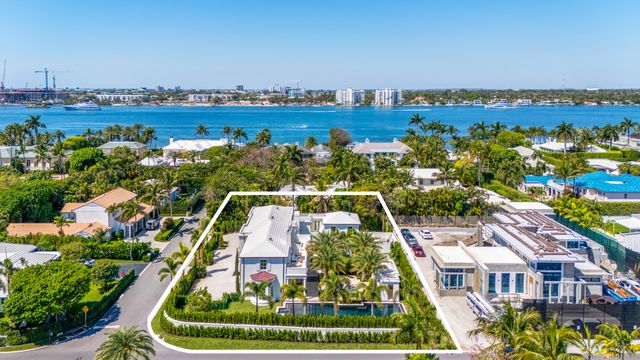 301 Plantation Road, Palm Beach, FL 33480