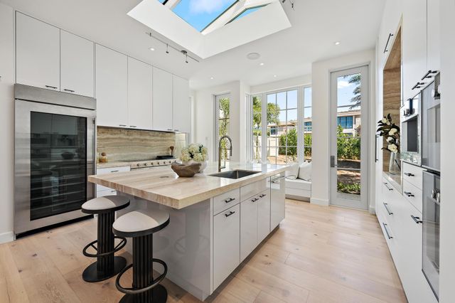 301 Plantation Road, Palm Beach, FL 33480