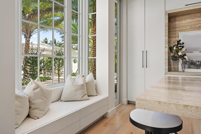 301 Plantation Road, Palm Beach, FL 33480