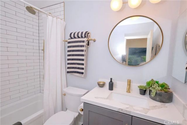 7911 Woodlake Drive 76, Huntington Beach, CA 92647