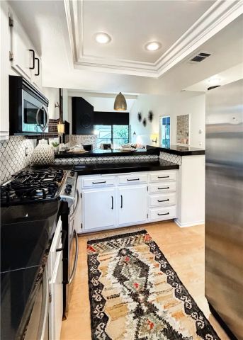 7911 Woodlake Drive 76, Huntington Beach, CA 92647