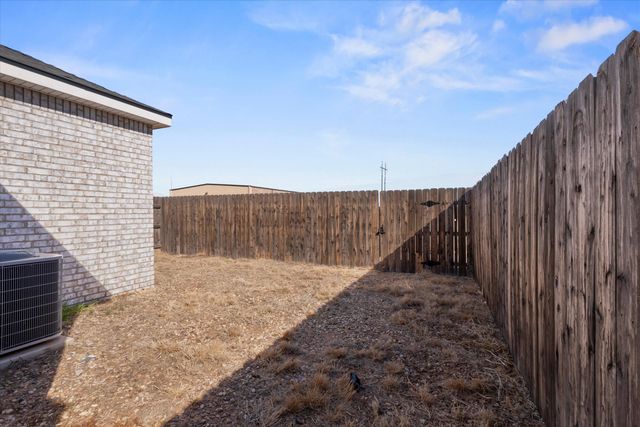 5736 Lehigh Street, Lubbock, TX 79416