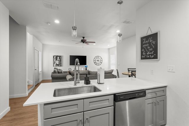 5736 Lehigh Street, Lubbock, TX 79416