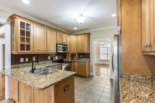 137 Clarendon Trce, Clarksville, TN 37043