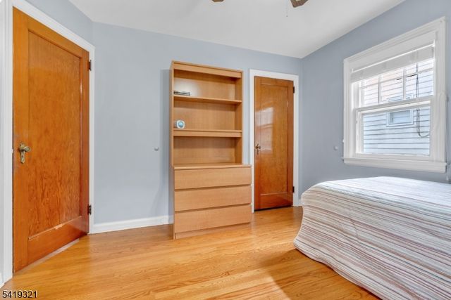 154 Watchung Dr, Hawthorne Boro, NJ 07506