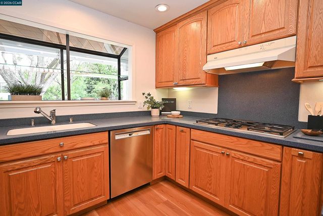 263 Croyden Dr, Pleasant Hill, CA 94523