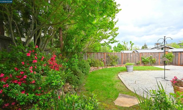263 Croyden Dr, Pleasant Hill, CA 94523