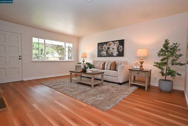 263 Croyden Dr, Pleasant Hill, CA 94523