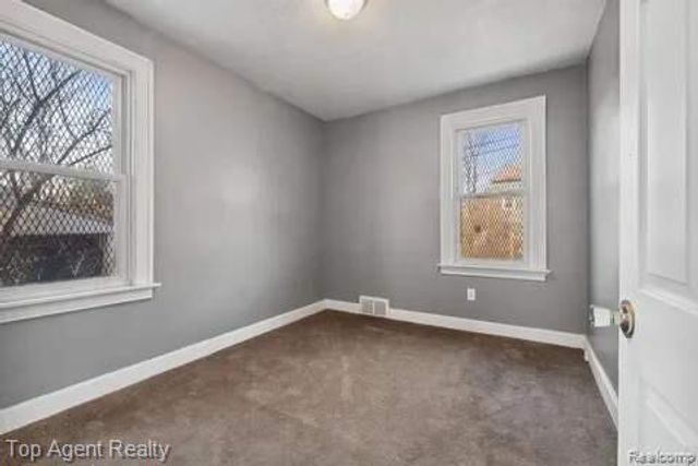 1939 W Grand Street, Detroit, MI 48238
