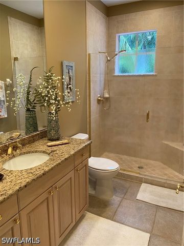 2662 Bolero DR 10-2, Naples, FL 34109