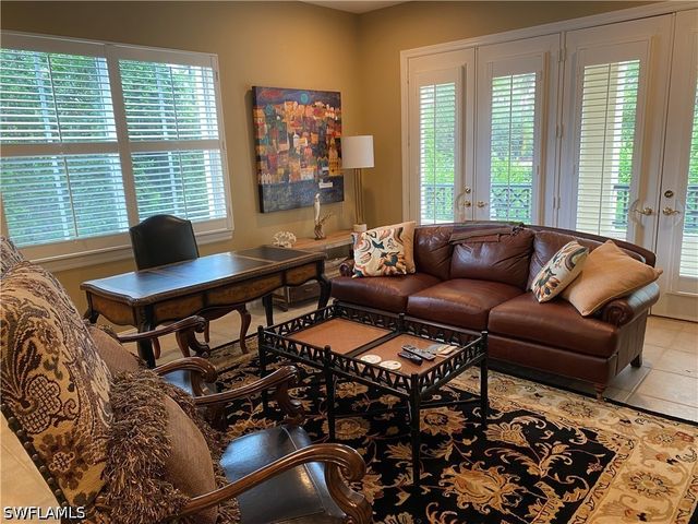 2662 Bolero DR 10-2, Naples, FL 34109