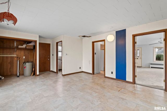 1315 W ASH Street, Springfield, IL 62704