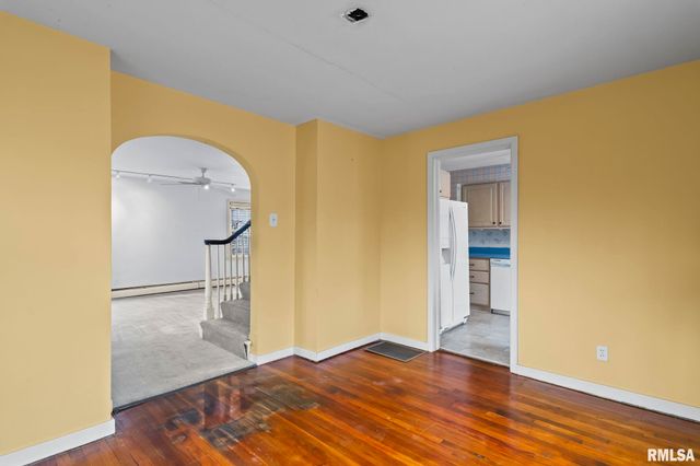 1315 W ASH Street, Springfield, IL 62704