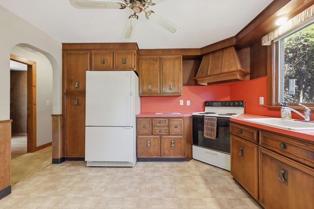 398 Salem Street, Wakefield, MA 01880