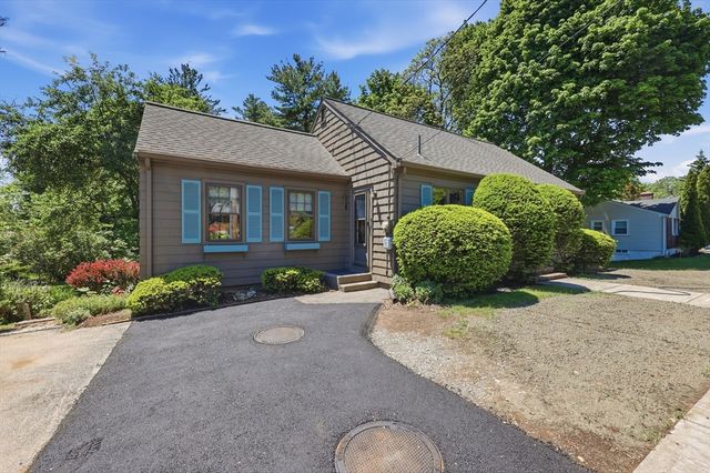398 Salem Street, Wakefield, MA 01880