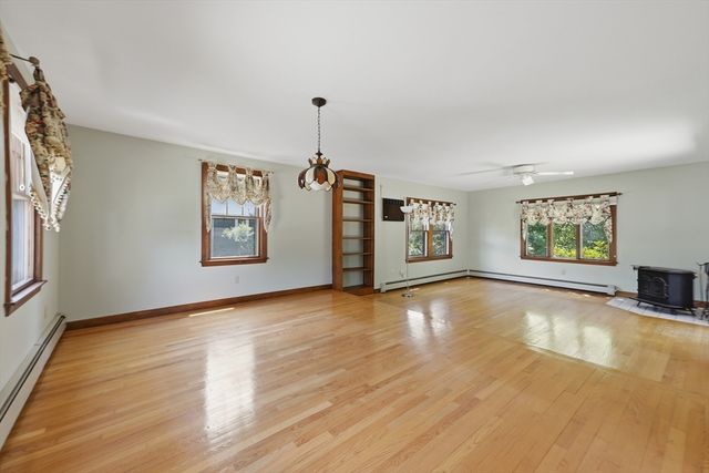 398 Salem Street, Wakefield, MA 01880