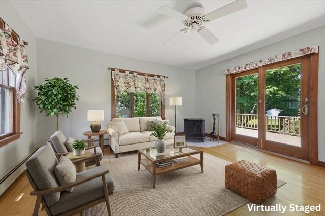 398 Salem Street, Wakefield, MA 01880