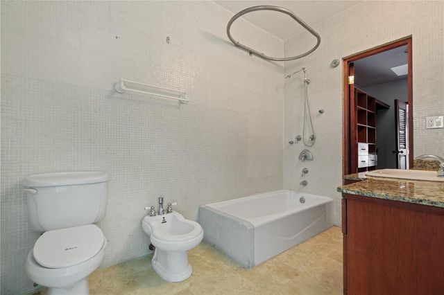 10 CALLE SOL, Old San Juan, PR 00901