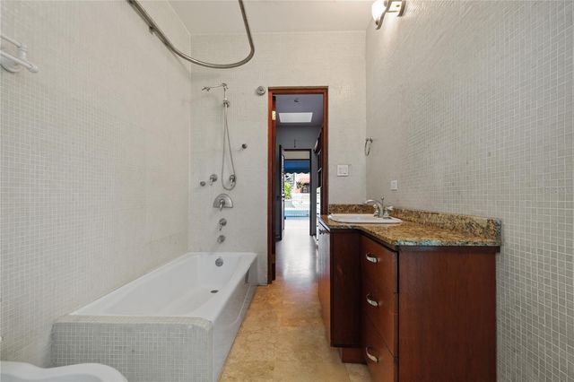 10 CALLE SOL, Old San Juan, PR 00901