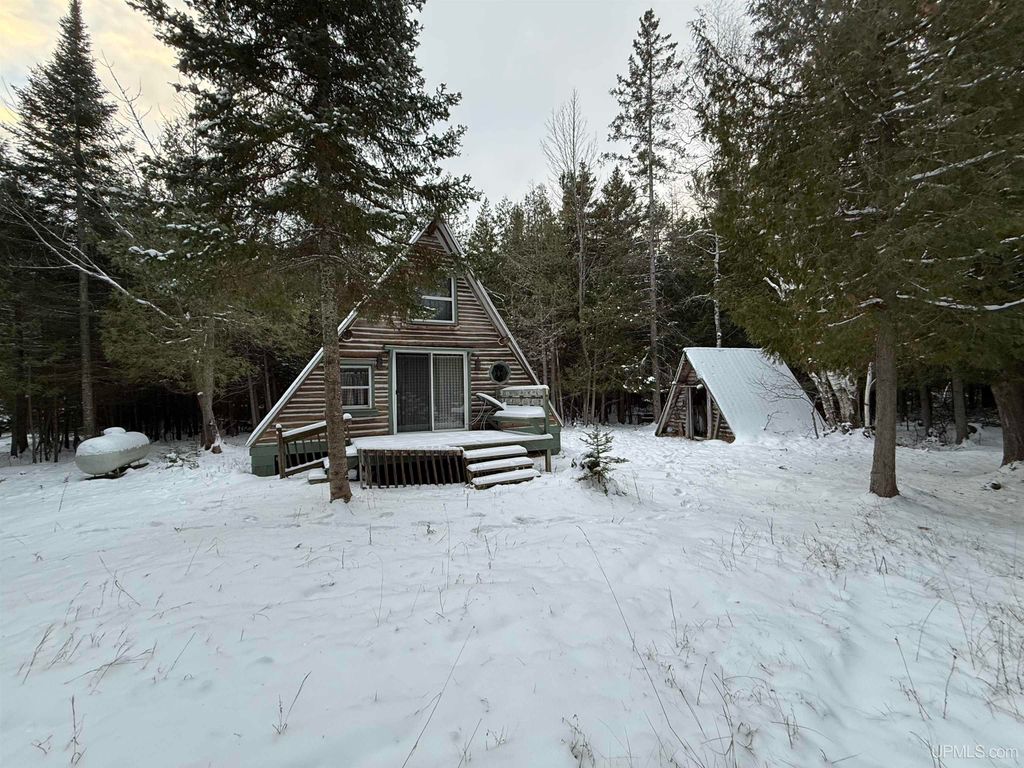 12.5 Acres Ii Road, Garden, MI 49835