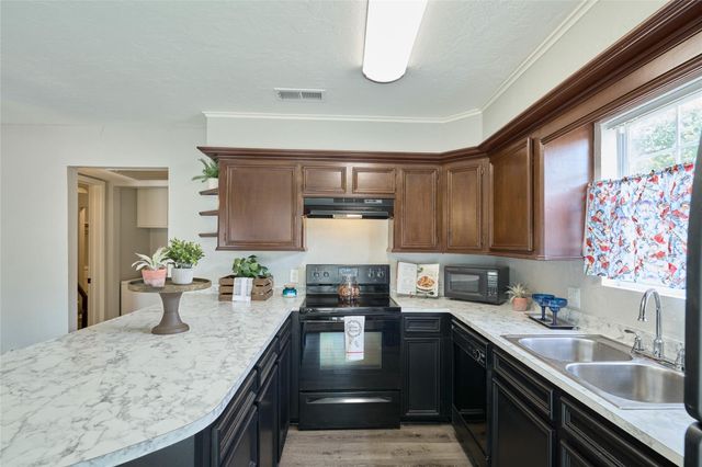 45 Harbour Row Drive, Coldspring, TX 77331