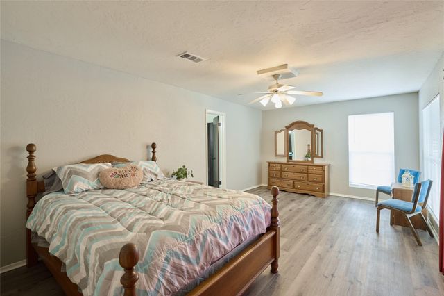 45 Harbour Row Drive, Coldspring, TX 77331