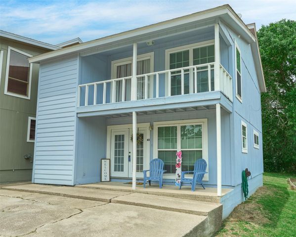 45 Harbour Row Drive, Coldspring, TX 77331