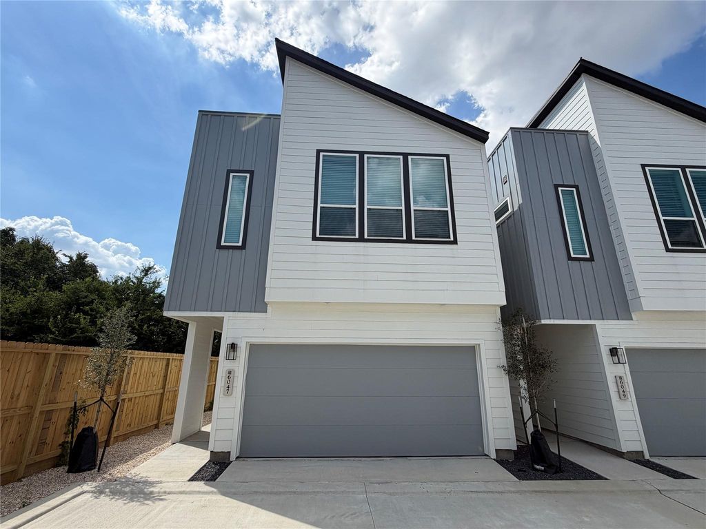 6047 Cebra St, Houston, TX 77091