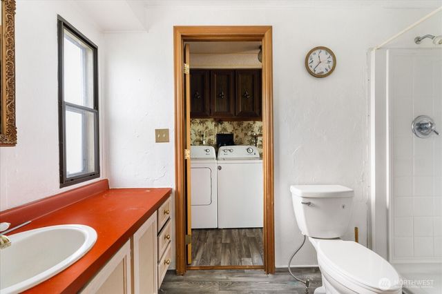 801 Walker Avenue, Oak Harbor, WA 98277