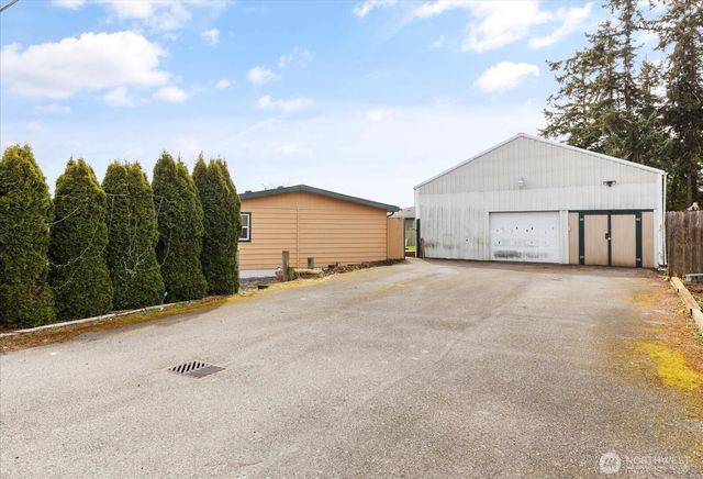 801 Walker Avenue, Oak Harbor, WA 98277