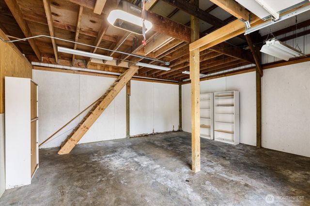 801 Walker Avenue, Oak Harbor, WA 98277