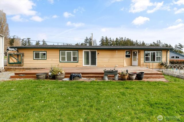 801 Walker Avenue, Oak Harbor, WA 98277