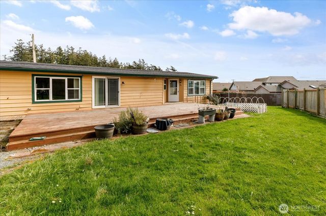 801 Walker Avenue, Oak Harbor, WA 98277