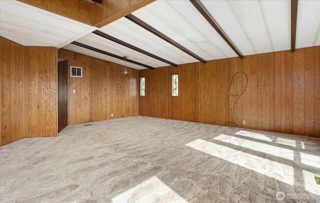 801 Walker Avenue, Oak Harbor, WA 98277