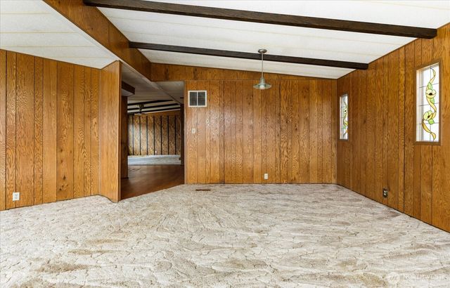 801 Walker Avenue, Oak Harbor, WA 98277